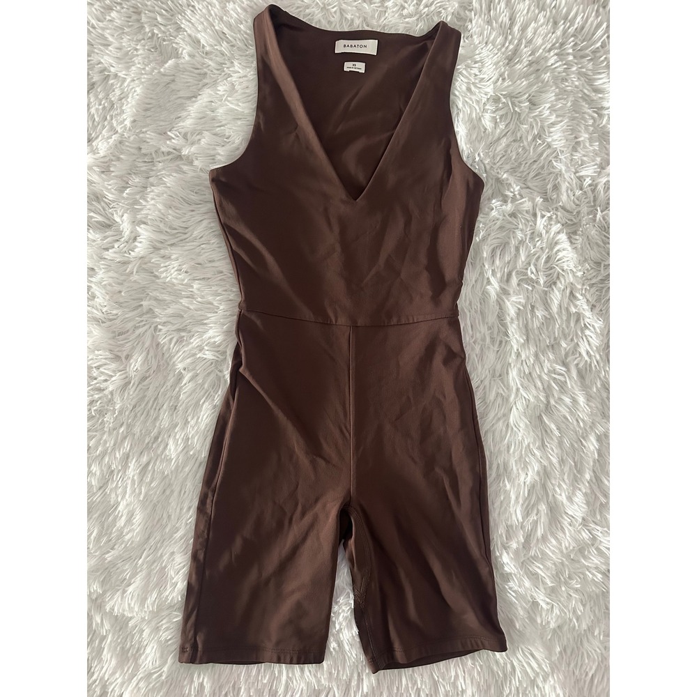 Aritzia Babaton Contour V-Neck Shorts Romper XS